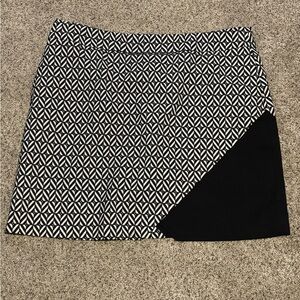 EP Pro Geometric Black and White Skort